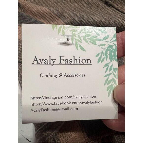 Avaly Fashion Sweater Poncho One Size Grays/Beige NWT - Picture 3 of 5